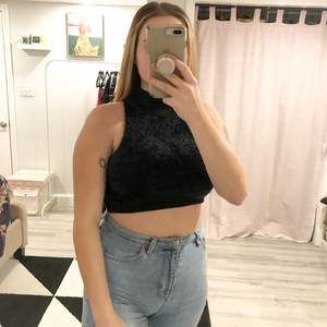 Urban Outfitters Black Metallic Fuzzy High Neck Crop Top Sleeveless Size Large